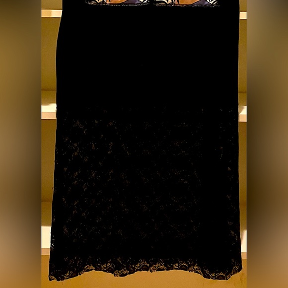 Vintage Canadian designer dress with graphic embellishments - M, gently used - Picture 4 of 5